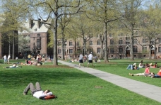 美国 留学 出国 公立大学 私立大学 涨价