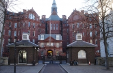 英国留学读研费用详解